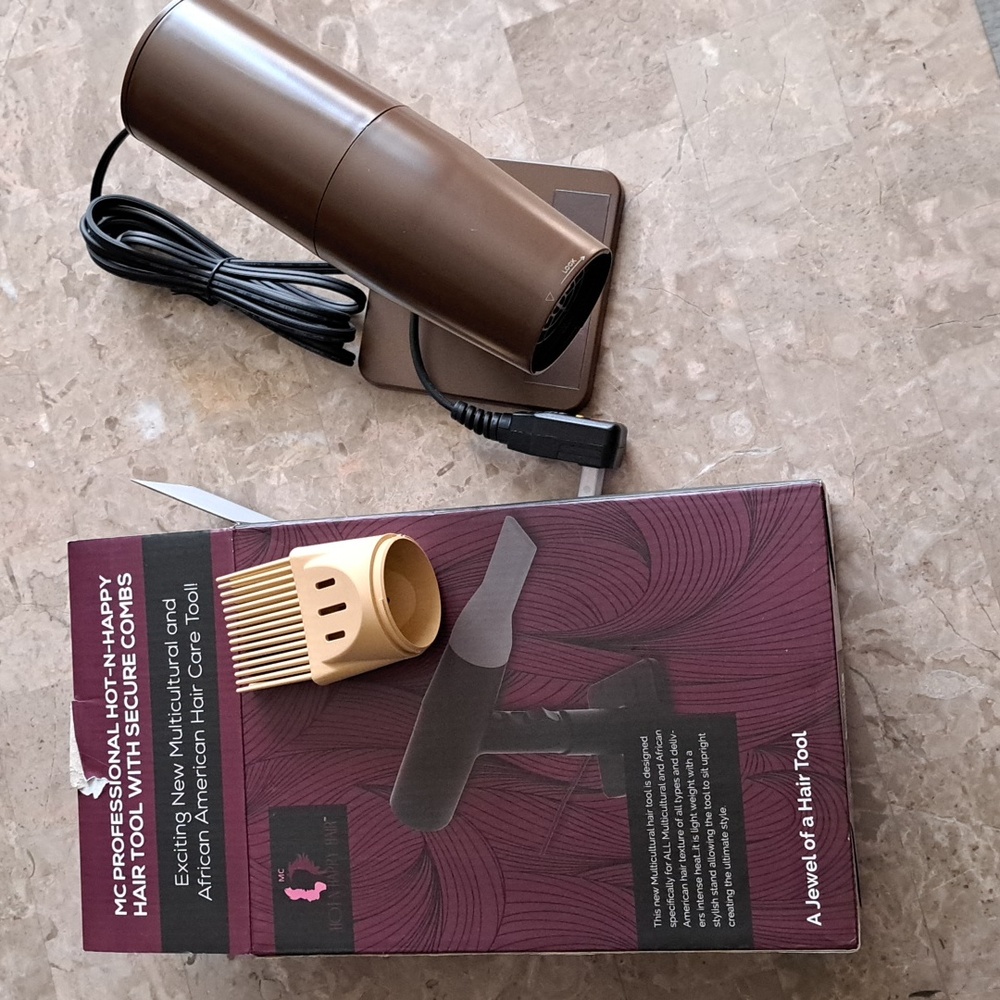 MC HOT-N-HAPPY HAIR DRYER